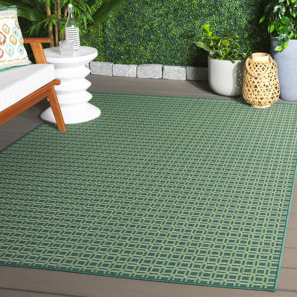 Safavieh Terrace Durable Geometric Green Area Rug — Weather-Resistant Polypropylene, Low-Profile, Easy-Care Excellence 4'-0" x 6'-0" TER808Y-4
