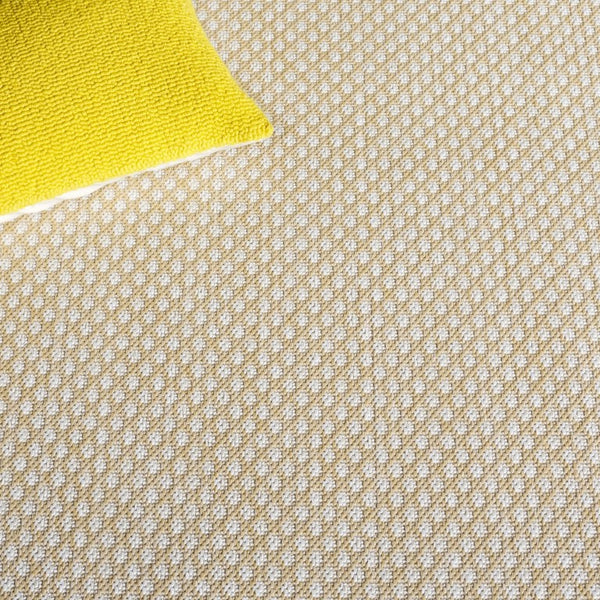 Safavieh Terrace Power-Loomed Polypropylene Runner Rug with Geometric Pattern for Hallways Beige 2'-3" x 8'-0" TER810B-28