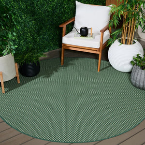 Safavieh Terrace Power-Loomed Polypropylene Runner Rug with Geometric Pattern for Hallways Green 6'-7" x 6'-7" Round TER810Y-7R