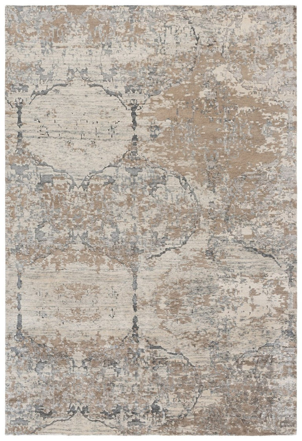 Safavieh Tiffany Hand Knotted Oriental Area Rug in Soft Grey Beige for Living Rooms TFN212A