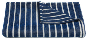 Chandra Rugs Handcrafted Polyester Throw - Luxurious Blend For Cozy Comfort & Elegant Home Decor Upgrade Blue,White Polyester,Cotton Th-ari51600