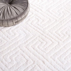 Safavieh Tahoe Luxurious Round Area Rug - Plush Power-loomed Geometric Design For Modern Elegance White 60% Polypropylene,Jute 40% Tho652a-3sq