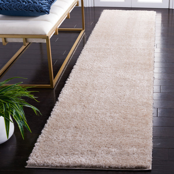 Safavieh Tahoe Shag Area Rug - Luxurious Turkish Craftsmanship, Plush Comfort, And Timeless Elegance For Any Space Beige 60% Polypropylene,Jute 40% Tho670b-10