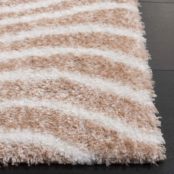 Safavieh Tahoe Shag Area Rug - Luxurious Gold And Ivory Design For Elegant Home Décor And Comfort Gold ,Ivory 60% Polypropylene,Jute 40% Tho680d-9