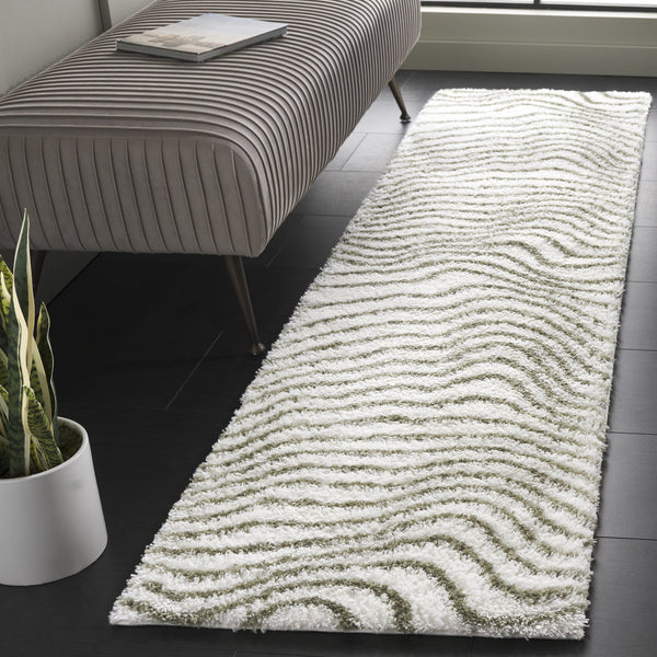 Safavieh Tahoe Shag Area Rug - Luxurious Gold And Ivory Design For Elegant Home Décor And Comfort Ivory ,Green 60% Polypropylene,Jute 40% Tho680w-5