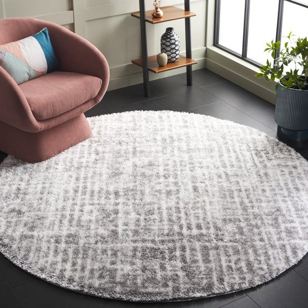 Safavieh Tahoe Luxurious Shag Area Rug - Contemporary Elegance In Ivory And Grey For Any Room Decor Ivory ,Grey 60% Polypropylene,Jute 40% Tho690f-7r