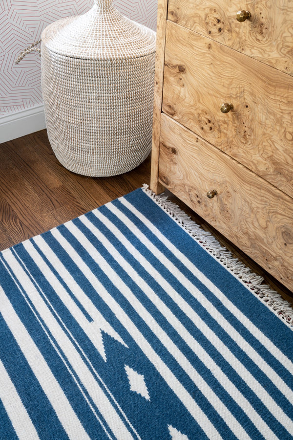 Momeni Erin Gates Thompson THO-1 Billings Hand Woven Contemporary Geometric Indoor Rug Light Blue 7'6" x 9'6"