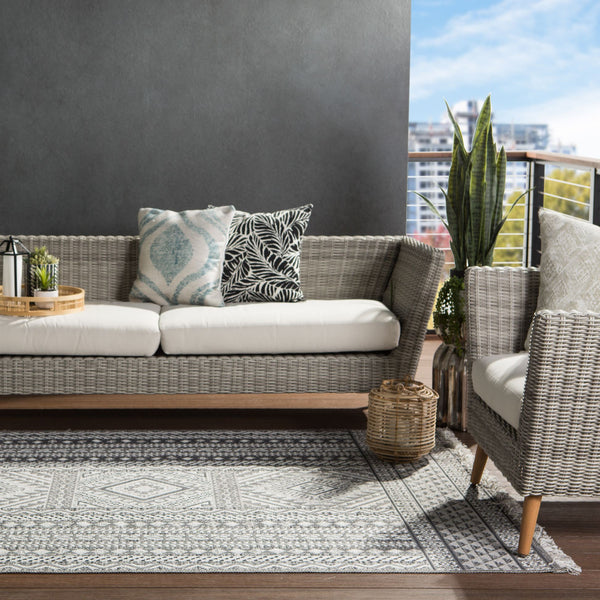 Jaipur Living Jaipur Living Tikal Tribal Flatweave Rug Polypropylene Geometric Fringe Indoor Outdoor 5'3" X 7'6" RUG145706