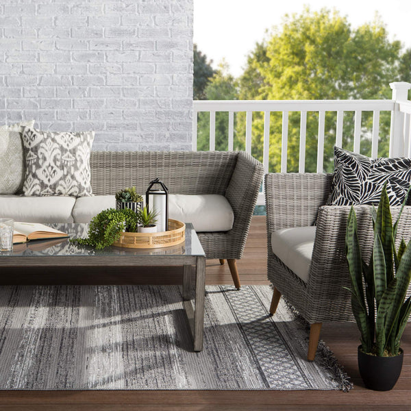 Jaipur Living Jaipur Living Tikal Flatweave Trellis Rug Bohemian Fringe Trim for Patio or Entryway 4'X5'7" RUG146150