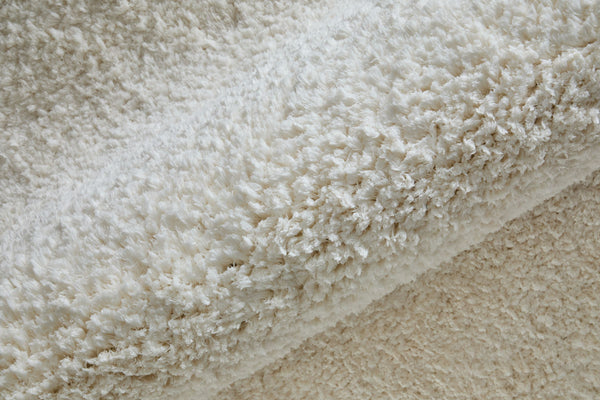 Feizy Rugs Tula Faux Fur Shag Area Rug Plush Polyester Pile for Modern Bedroom or Living Room TLA8A98FWHT000C00