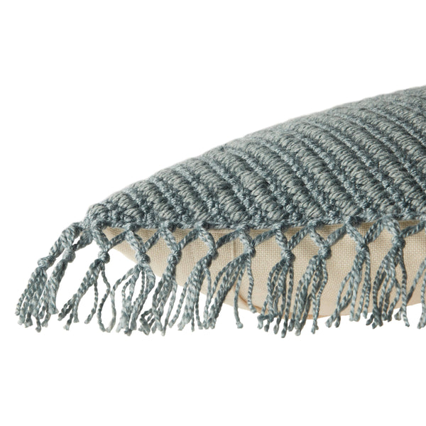 Jaipur Living Jaipur Living Maritima Diamond Weave Boho Throw Pillow with Macrame Tassel Trim Blue PLW103737