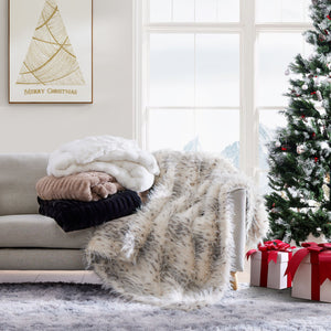 Hiend Accents Ruched Rabbit Double-sided Throw: Luxurious Comfort, Ethically-sourced Elegance For Cozy Spaces White Shell, 100% Polyester,Lining, 100% Polyester Tr5004-os-wh