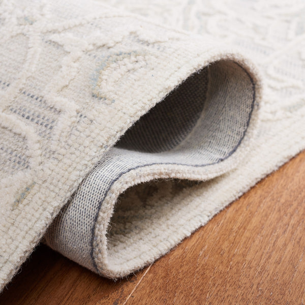 Safavieh Trace 304 Hand Tufted Transitional Rug Grey / Ivory TRC304F-8