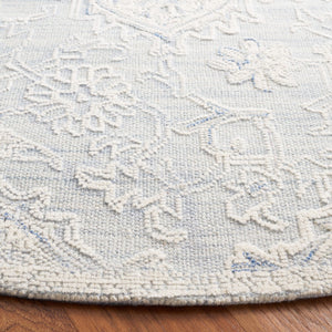 Safavieh Trace 304 Hand Tufted Transitional Rug Light Blue / Ivory TRC304K-8
