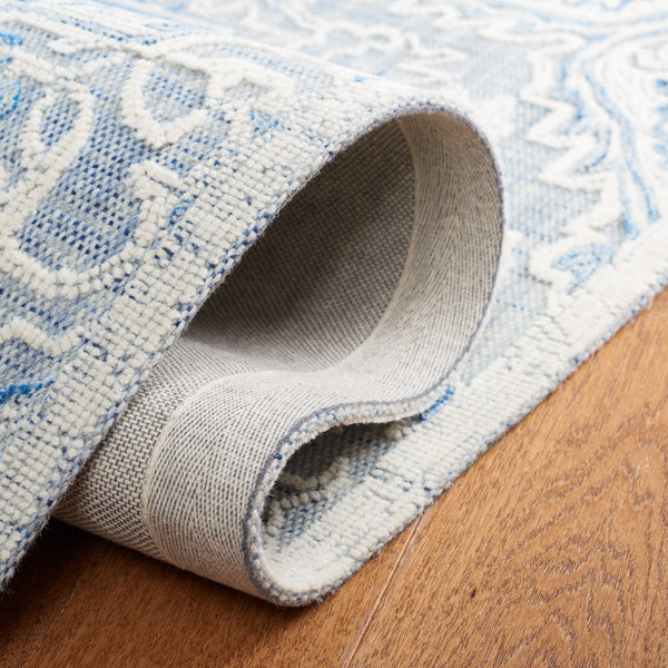 Safavieh Trace 304 Hand Tufted Transitional Rug Blue / Ivory TRC304M-8