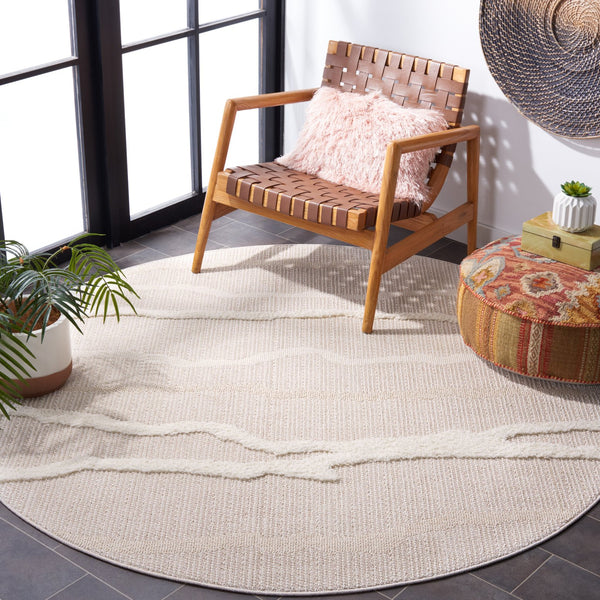 Safavieh Trends Elegant Beige And Ivory Wave Pattern Runner Rug - Modern Comfort For Any Space Beige ,Ivory 70% Polyester,30% Polypropylene Trd112b-2