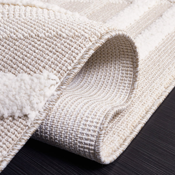 Safavieh Trends Elegant Multi-textured Area Rug For Modern Homes – Stylish And Versatile Décor Solution Beige ,Ivory 70% Polyester,30% Polypropylene Trd114b-2