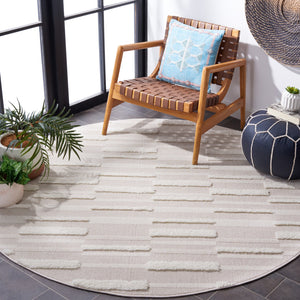 Safavieh Trends 120b Elegant Area Rug – Modern Design With Luxurious Comfort For Any Home Décor Style Beige ,Ivory 70% Polyester,30% Polypropylene Trd120b-25