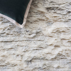 Safavieh Tribeca Modern Hand Knotted Area Rug - Luxurious Abstract Design In Soft Grey And Ivory Colors Grey ,Ivory 80% Wool,20% Cotton Tri117f-10