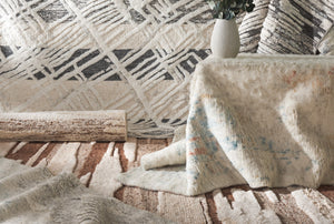 Safavieh Tribeca Modern Hand Knotted Area Rug - Luxurious Abstract Design In Soft Grey And Ivory Colors Grey ,Ivory 80% Wool,20% Cotton Tri117f-10