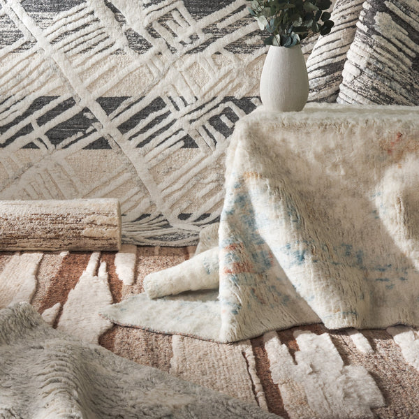 Safavieh Tribeca Modern Hand Knotted Area Rug - Luxurious Abstract Design In Soft Grey And Ivory Colors Grey ,Ivory 80% Wool,20% Cotton Tri117f-10