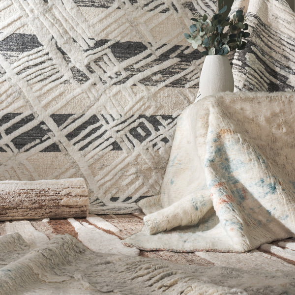 Safavieh Tribeca Modern Hand Knotted Area Rug - Luxurious Abstract Design In Soft Grey And Ivory Colors Grey ,Ivory 80% Wool,20% Cotton Tri117f-10