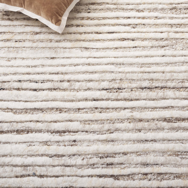 Safavieh Tribeca Luxurious Wool Pile Rug In Elegant Beige And Brown Tones For Stylish Home Decor Beige ,Brown Wool Pile Tri120t-9