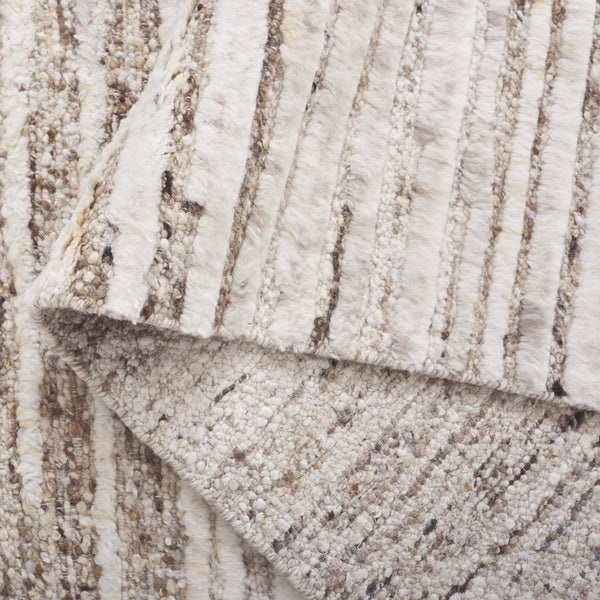 Safavieh Tribeca Luxurious Wool Pile Rug In Elegant Beige And Brown Tones For Stylish Home Decor Beige ,Brown Wool Pile Tri120t-9