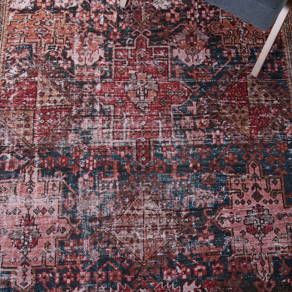 Safavieh Tucson Vintage Persian Area Rug - Elegant, Machine Washable, Slip Resistant Design For Any Space Rust ,Green Polyester Pile Tsn114p-68