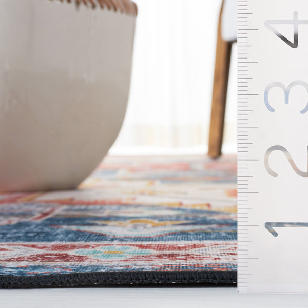 Safavieh Tucson 116f Gray / Light Gray - Luxurious Polyester Pile Rug For Cozy And Stylish Home Décor Blue ,Rust Polyester Pile Tsn116m-24