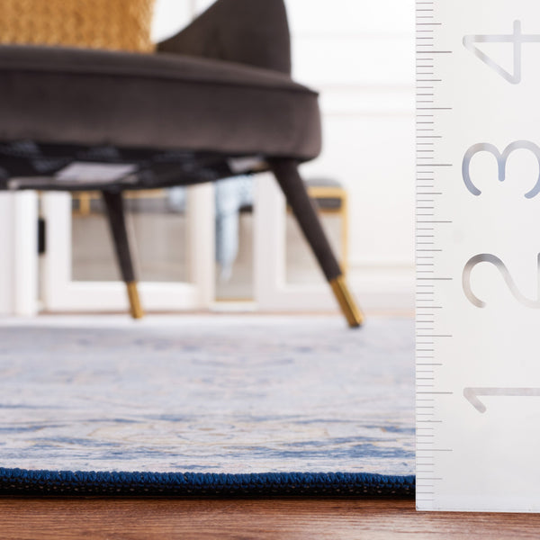 Safavieh Tucson Exquisite Traditional Rug - Timeless Elegance, Machine Washable, Durable & Slip Resistant Design Light Blue ,Navy Polyester Pile Tsn147m-4r