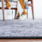 Safavieh Tucson 190 M/W S/R TSN190 Power Loomed Traditional Rug Black / Grey TSN190Z-4SQ