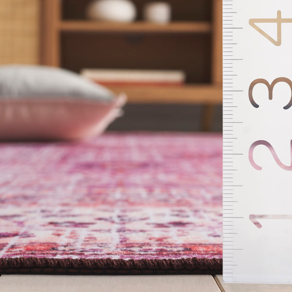 Safavieh Tucson Traditional Area Rug - Soft, Durable, Machine Washable & Slip Resistant For Easy Care Fuchsia ,Rust Polyester Pile Tsn204p-5