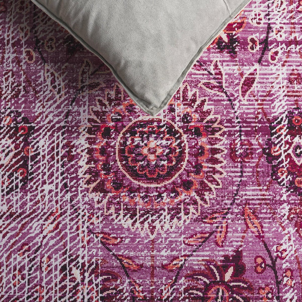 Safavieh Tucson Traditional Area Rug - Soft, Durable, Machine Washable & Slip Resistant For Easy Care Fuchsia ,Rust Polyester Pile Tsn204p-5