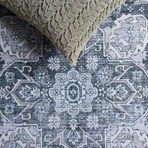 Safavieh Tucson Elegant Grey & Green Area Rug – Soft Polyester 5' X 8' For High Traffic Spaces, Washable Design Grey ,Grey Polyester Tsn237f-5