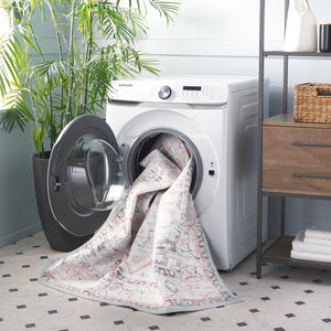 Safavieh Tucson Area Rug: Stylish Light Grey And Green Design, Soft Polyester Pile For Cozy Spaces Light Grey ,Light Green Polyester Pile Tsn913f-4r