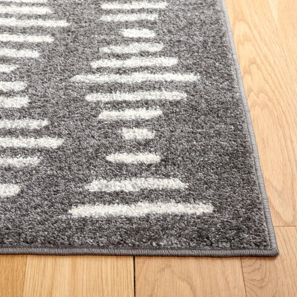 Safavieh Tulum 644 Power Loomed Bohemian Rug Dark Grey / Ivory 5'-5" x 7'-7"