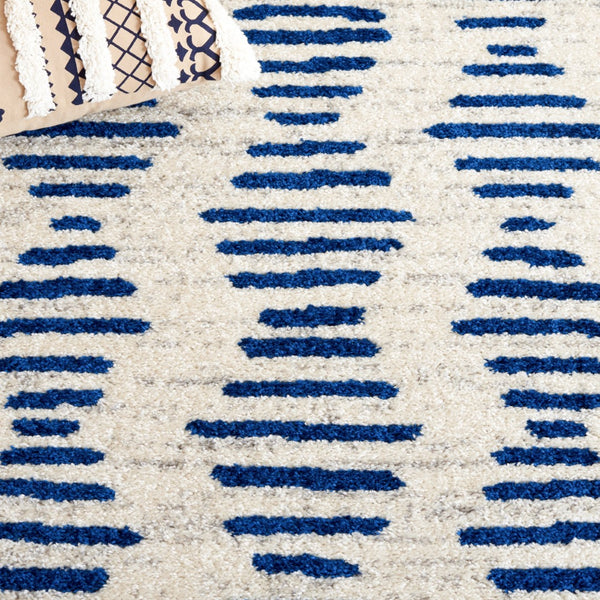 Safavieh Tulum 644 Power Loomed Bohemian Rug Ivory / Navy 5'-5" x 7'-7"