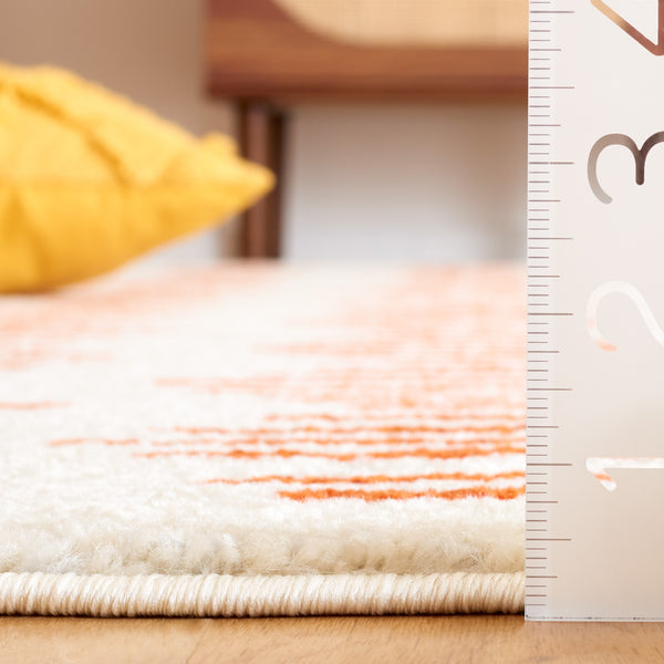 Safavieh Tulum 644 Power Loomed Bohemian Rug Ivory / Rust 5'-5" x 7'-7"