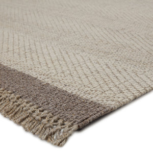 Jaipur Living Jaipur Living Handwoven Wool Chevron Area Rug with Fringe for Modern Rooms Light Gray 10'X14' RUG148792