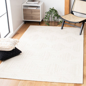 Safavieh Textural Elegant Wool And Cotton Rug For Cozy Spaces - Stylish, Durable, And Versatile Design Ivory 80% Wool And 20% Cotton Txt102a-216