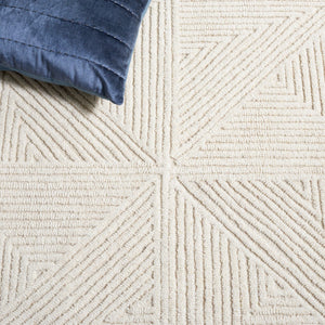 Safavieh Textural 103 Hand Tufted Modern Rug Ivory 5' x 8'