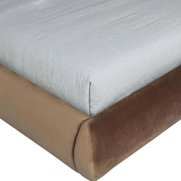 Meridian Furniture Tempo Sculptural Full Bed Plush Velvet Upholstery Curved Headboard Contrast Piping Detail Brown TempoBrown-F
