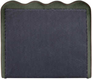 Meridian Furniture Tempo Velvet Twin Upholstered Bed with Sculptural Curved Headboard and Contrast Piping Detail Green TempoGreen-T