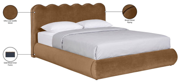 Meridian Furniture Tempo Queen Velvet Upholstered Bed Sculptural Headboard with Contrast Piping Glam Bedroom Saddle TempoSaddle-Q
