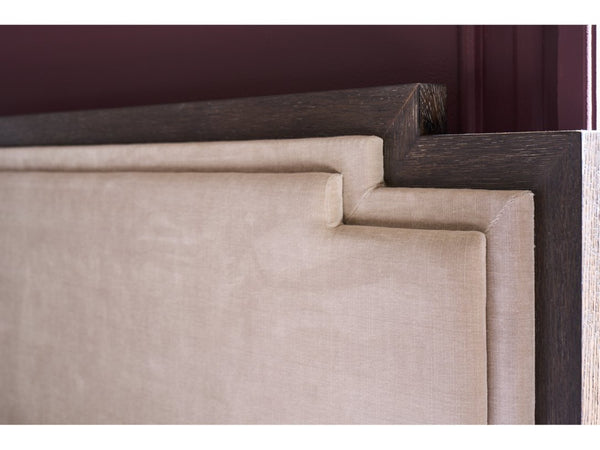 Universal Furniture Cocoa Bed Queen - Elegant Double-stepped Design With Silken Fog Upholstery & Deep Cocoa Wood Trim Cocoa  U508210b-universal