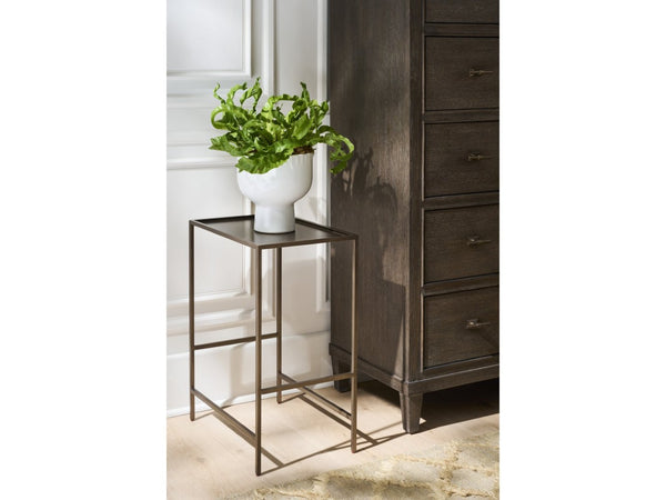 Universal Furniture Metal Side Table - Sleek Smoked Gold Accent With Tray Top And Geometric Frame For Modern Spaces Smioked Gold  U508817-universal