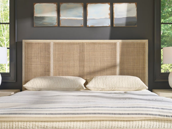 Universal Furniture Oasis Bed King Size - Stunning Tropical Design With Cross-hatch Cane Headboard & Footboard Style Natural Oak  U533320b-universal