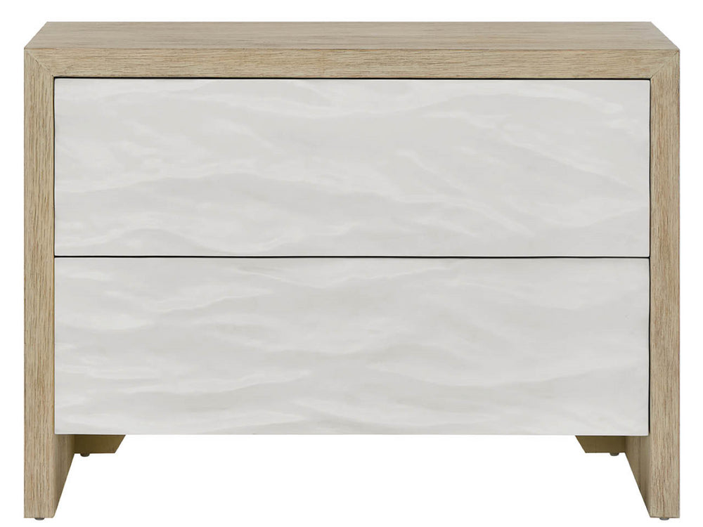 Universal Furniture Oasis Chest: Elegant Wave-patterned Drawers With Dockside Oak Finish And Integrated Electrical Outlets Dockside Natural Tan Oak And White  U533365-universal