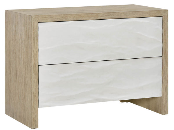 Universal Furniture Oasis Chest: Elegant Wave-patterned Drawers With Dockside Oak Finish And Integrated Electrical Outlets Dockside Natural Tan Oak And White  U533365-universal